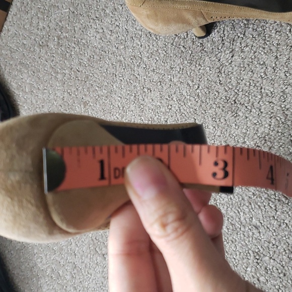 Vintage Stuart Weitzman leather brown peep toe heels size 5? - Picture 3 of 9